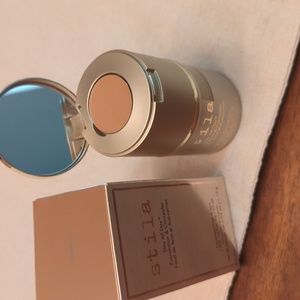 Stila foundation